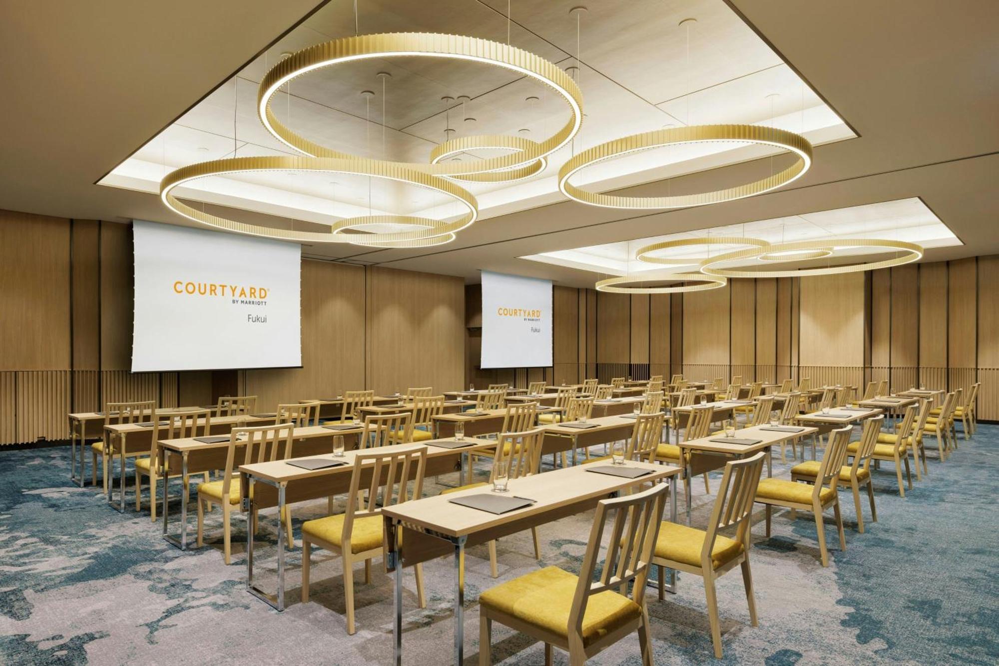 Courtyard By Marriott Fukui Hotel Exterior photo